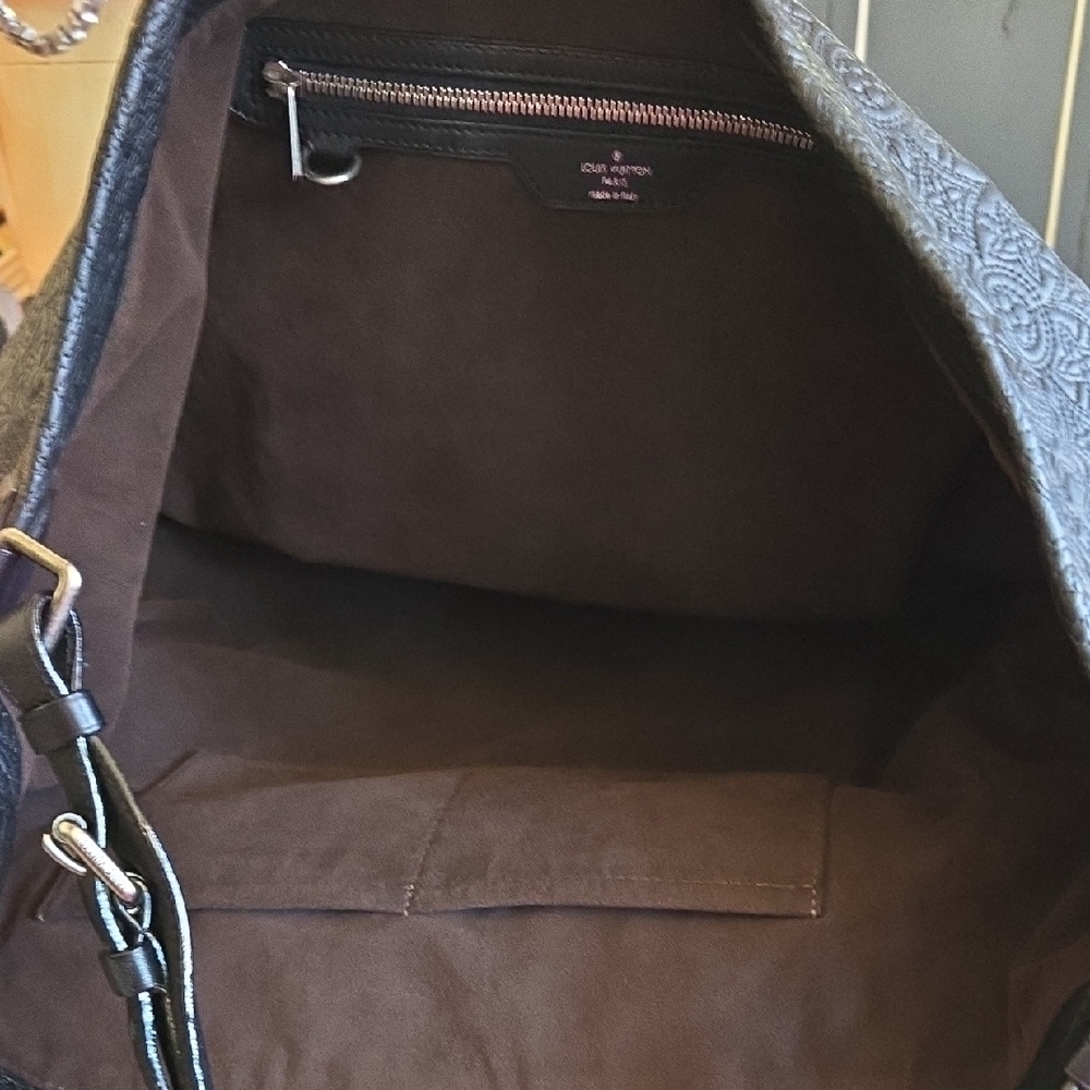 Louis Vuitton GM Antheia Hobo - Picture 9 of 14